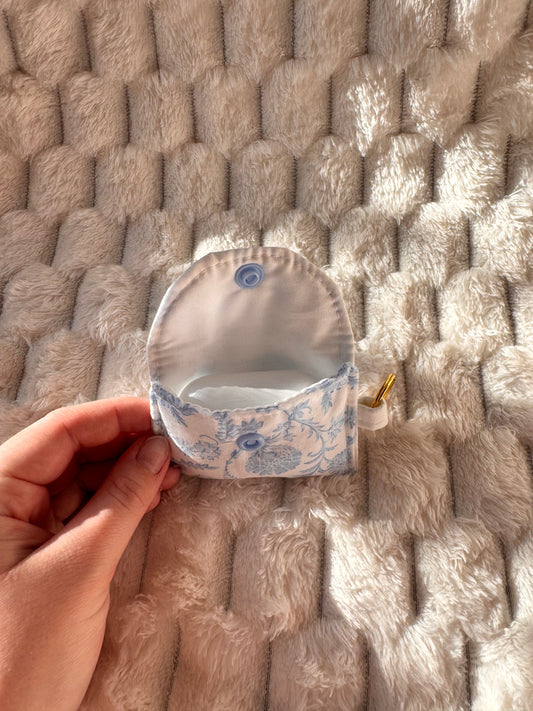 Blue Design AirPods Case